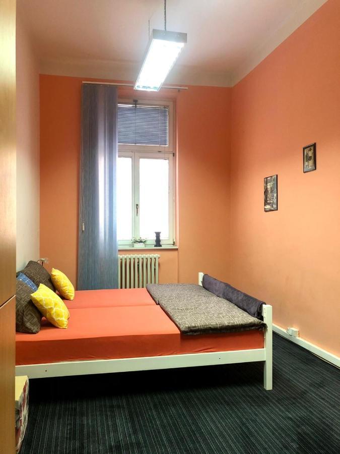 Spacious Tuzlaks Apartments Sarajevo Ferhadija Exterior foto